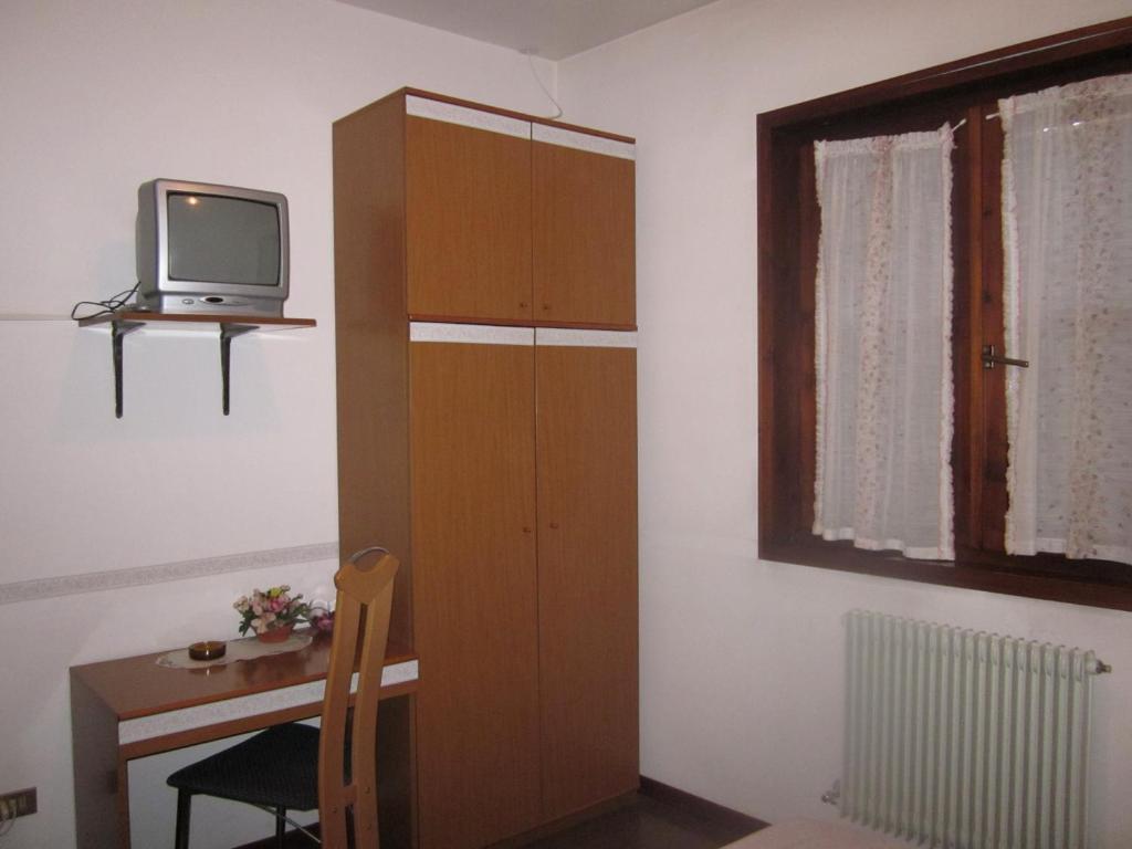 Albergo Leon Bianco Moggio Udinese Bilik gambar