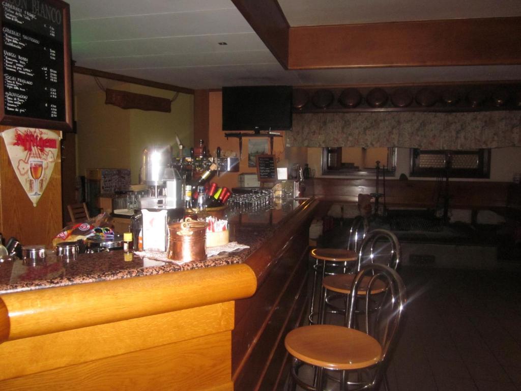 Albergo Leon Bianco Moggio Udinese Luaran gambar